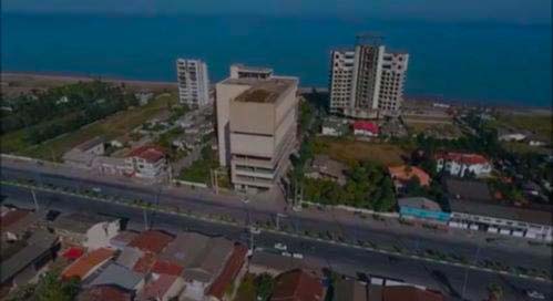 آیا بانکها میتوانند به سرمایهگذاران کمک کنند؟ آیا بانکها میتوانند به سرمایهگذاران کمک کنند؟